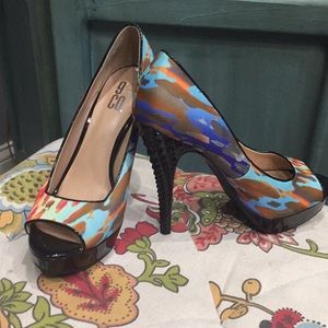 Sexy Multi colored pumps